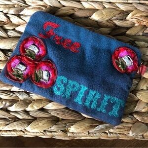 Brave Girl Free Spirts coin purse, cosmetic back.